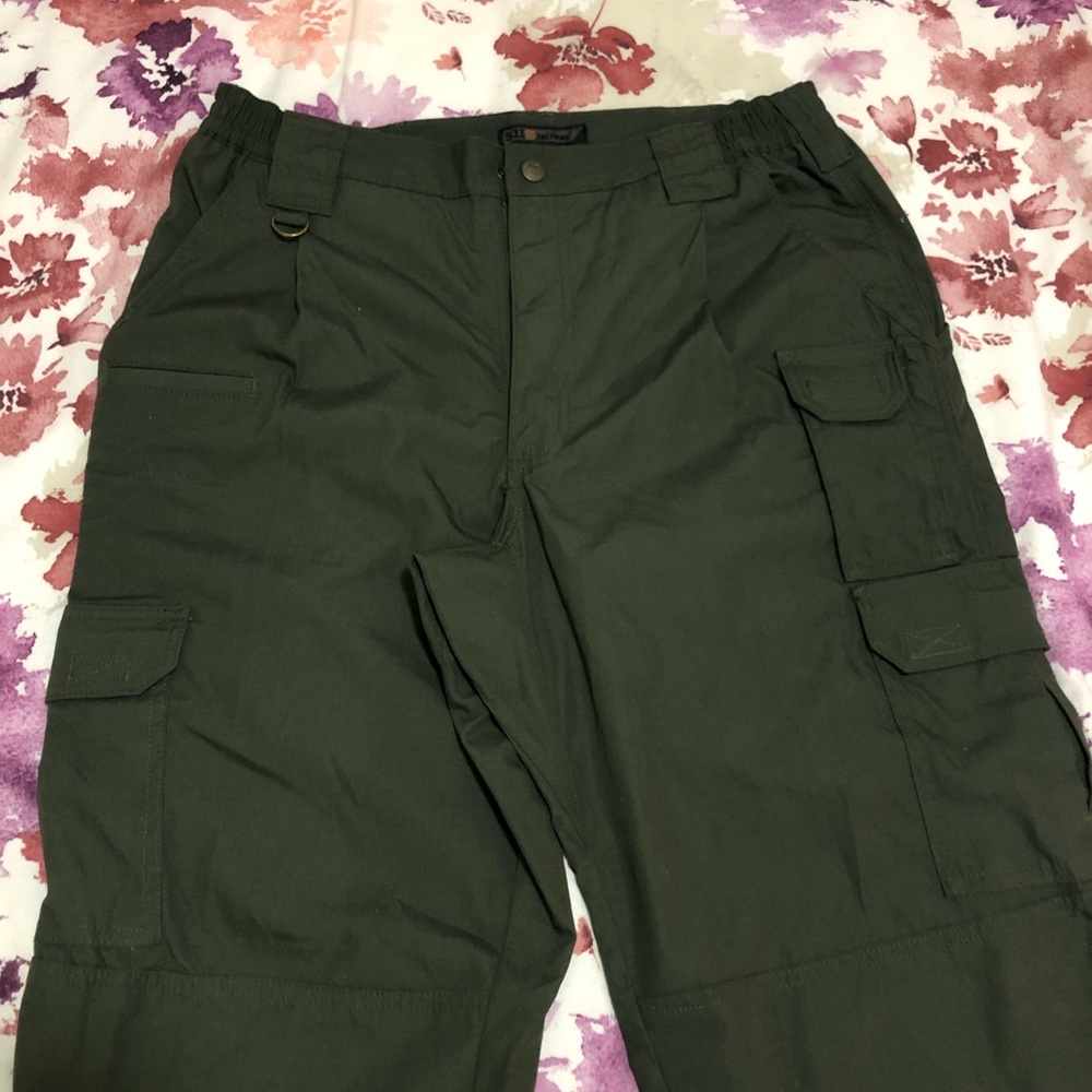 Cargo pants 👖